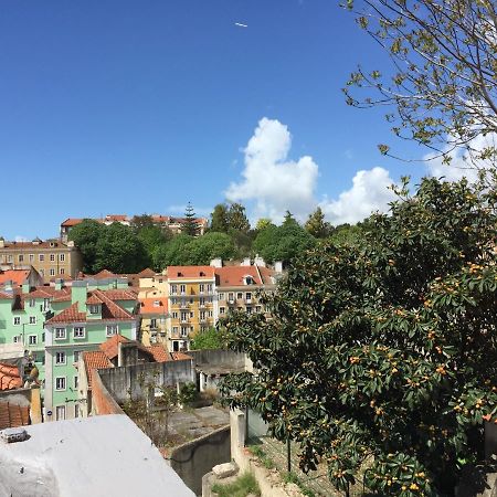 Central Lisbon With View Exteriör bild